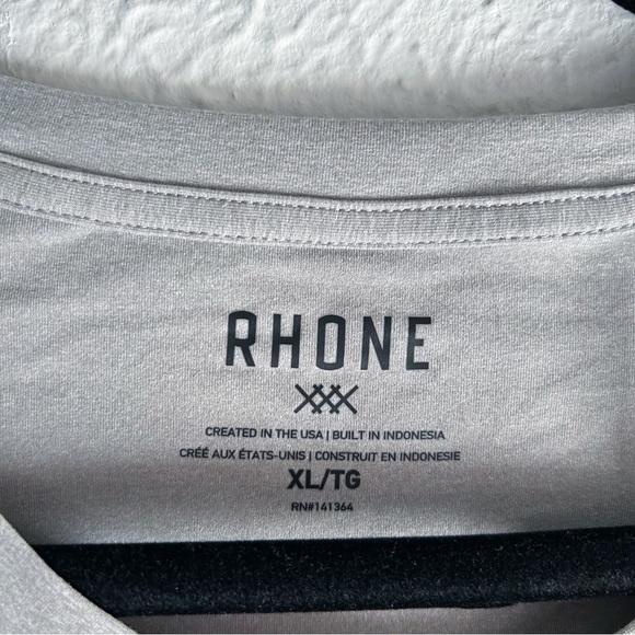 Rhone Reign Short Sleeve Tee Soft Sweat-Wicking NWT Heather Gray - Picture 4 of 7